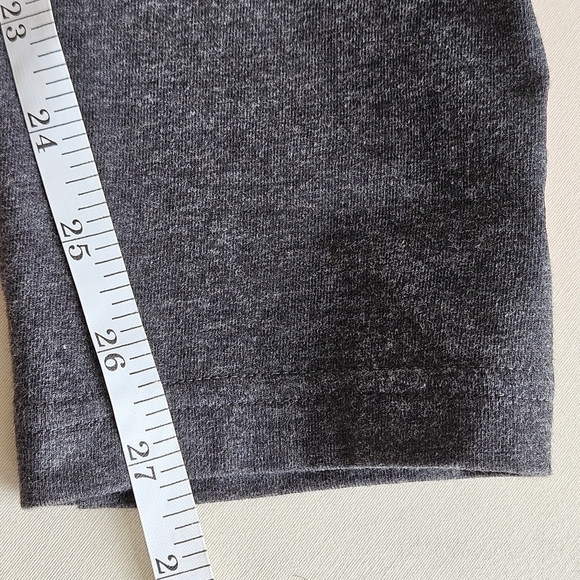 Adidas‎ Gray Leggings with Red Logo - Picture 7 of 7